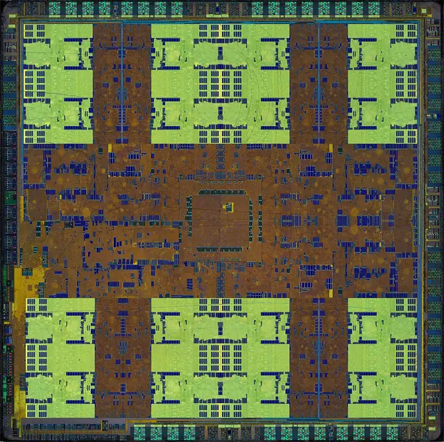 2012 · GTX 580 的 GF110 芯片显微照